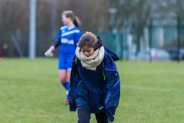 Bild 327 - C-Juniorinnen FSG-BraWie 08 - TuS Tensfeld : Ergebnis: 0:8